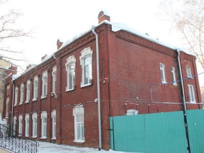 Дом призрения престарелых евреев, построенный Исааком Самуиловичем Быховским на усадьбе каменной синагоги