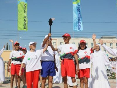 Огонь VIII Спортивных игр народов Якутии прибыл в Усть-Алданский район