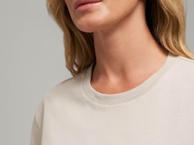 Удлиненная футболка прямого кроя