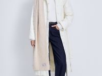 Стеганое утепленное пальто с капюшоном