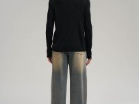 Джемпер приталенного кроя с шерстью