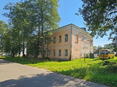 Здание школы