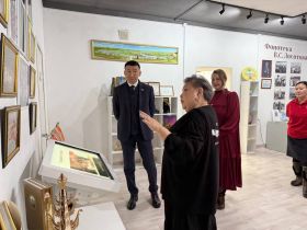 Сергей Местников проверил строительство объектов в Нюрбинском районе