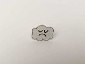 Значок эмалированный "Тучка"