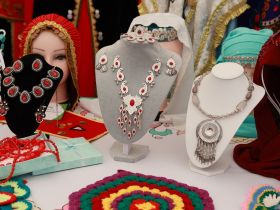 Мастерицы из Нижнекамска представили уникальные изделия на Сабантуе в Якутске