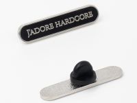 Значок эмалированный "J'adore Hardcore"