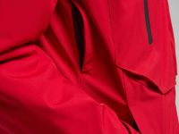 Горнолыжная куртка полуприлегающего силуэта