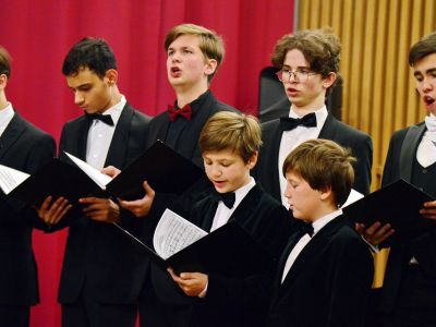 Билеты на Михаил Петренко и исполнители Новгородской детской музыкальной школы № 1 (Филармония им. Аренского) / Концерт | Афиша | ИнфоТаймс