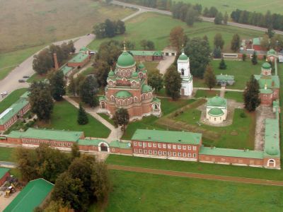 Архитектурный ансамбль Спасо-Бородинского монастыря