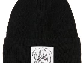 Шапка вязаная с отворотом для девочки