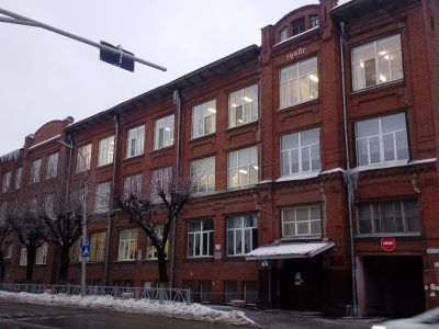 Здание бывшей Екимецкой гимназии