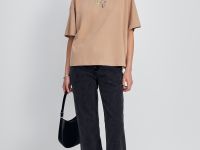 Свободная футболка с принтом