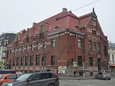 Здание частного банка