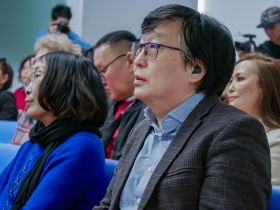 В Якутске презентовали книгу Альбины Даниловой «Однажды в Сахавуде»