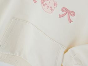 Толстовка для маленькой девочки