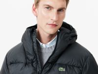 Мужской короткий влагоотталкивающий и ветроустойчивый пуховик Lacoste с капюшоном
