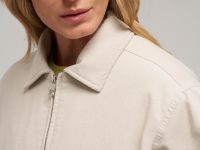 Легкий бомбер из вельвета с искусственным утеплителем