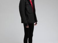 Горнолыжная куртка полуприлегающего силуэта