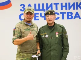 В Якутске вручили нагрудные знаки «Доброволец Донбасса» ветеранам СВО