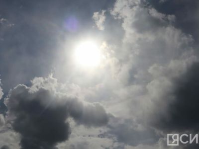 Самолет-зондировщик Ан-26 совершил свой крайний рабочий вылет в этом сезоне