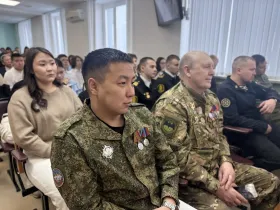 В Якутске обсудили вопросы патриотического воспитания школьников