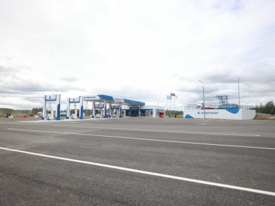 В Ытык-Кюеле после реконструкции открыли автозаправочную станцию