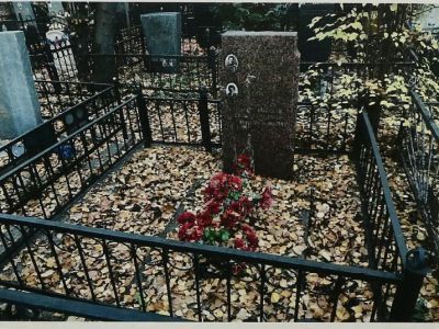 Могила - Сабенин Михаил Варнавич (1904-1968), Герой Советского Союза