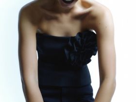 Топ с объёмным декором, Черный