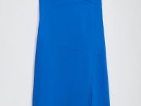 Платье с v-образным вырезом