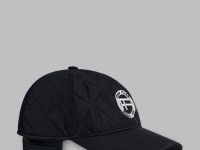 Стеганая бейсболка с ушками