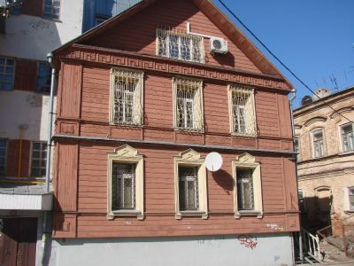 Дом, в котором осенью 1887 г. великий пролетарский писатель А.М. Горький вместе с революционером Гурием Плетеневым печатал прокламации по поручению Николая Федосеева