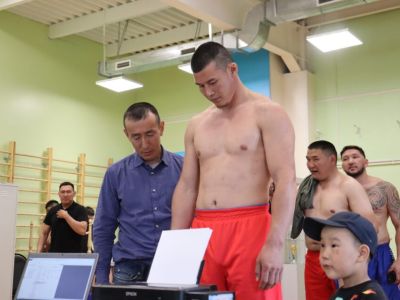 Звезды мирового мас-рестлинга сразятся в турнире в Амге