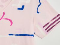 Футболка с абстрактным принтом