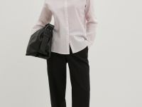 Блузка из хлопка свободного силуэта