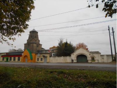 Здание водонапорной башни и запасных баков