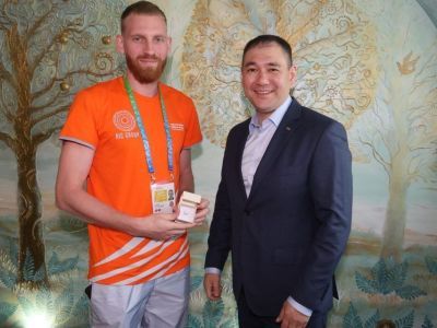 «Надо думать, как стать лучше»: чемпион Европы Даниил Цыплаков дал совет участникам игр «Дети Азии»