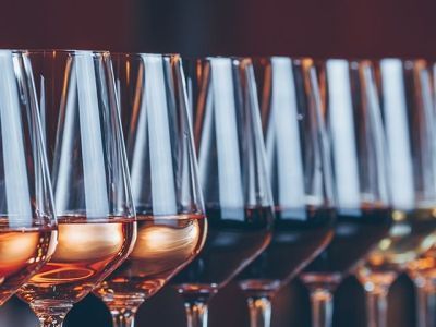 Большинство россиян выбирают вина Краснодарского края, Крыма и Севастополя