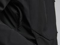 Горнолыжная куртка полуприлегающего силуэта