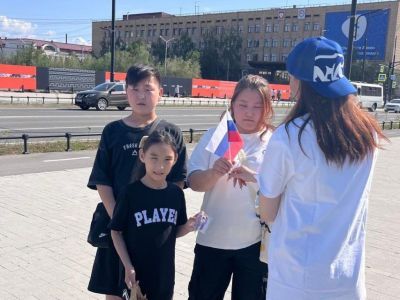 Партия «Единая Россия» 12 июня организовала в регионах патриотические флешмобы