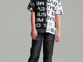 Фуфайка трикотажная для мальчиков (футболка)