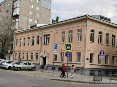 Здание. Памятник архитектуры. Ампир