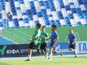 11 футбольных команд оспорят право представить Якутию на чемпионате России