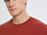 Базовая футболка