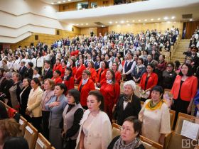 Матерям Якутии вручили госнаграды с денежным вознаграждением