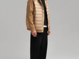 Стеганая куртка с наполнителем из натурального пуха