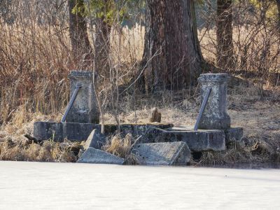 Три паромные пристани на Белом озере