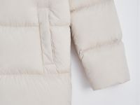 Стеганый пуховик с воротником-стойкой