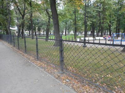 Ограда Никольского сквера