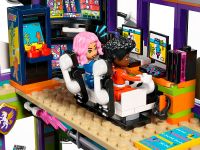 Friends 42674 Конструктор Магазин комиксов и видеоигр