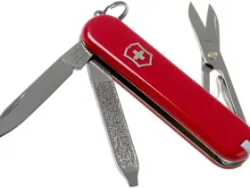 Нож перочинный Victorinox Classic SD Colors, Style Icon (0.6223.G) красный, 7 функций 58мм